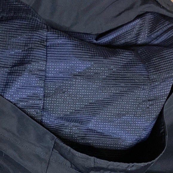 Lululemon Lightweight Jacket - Picture 5 of 5